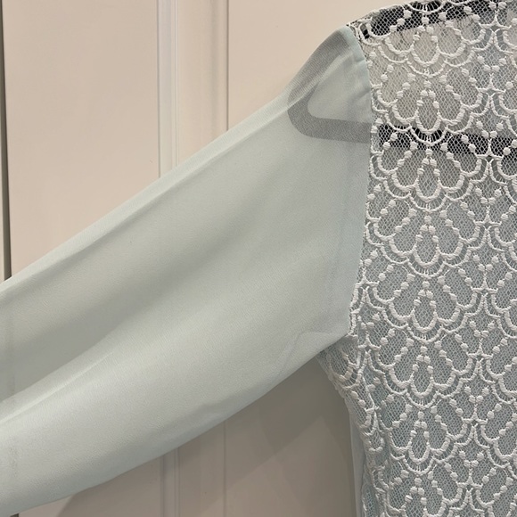 Perfect condition French Connection lace-back blouse - Picture 4 of 4